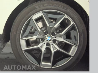 2026 BMW 5 Series Sedan 530i – miniatura 11