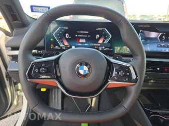 2026 BMW 5 Series Sedan 530i - miniatura 16