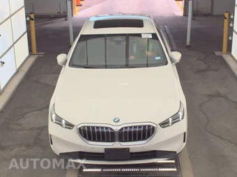 2026 BMW 5 Series Sedan 530i - miniatura 2