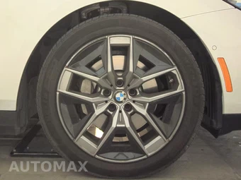 2026 BMW 5 Series Sedan 530i - miniatura 10