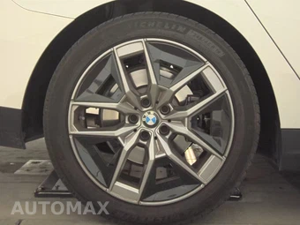 2026 BMW 5 Series Sedan 530i - miniatura 11