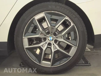 2026 BMW 5 Series Sedan 530i - miniatura 12
