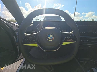 2026 BMW 5 Series Sedan 530i - miniatura 16