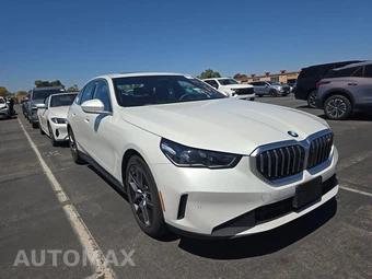 2026 BMW 5 Series Sedan 530i - miniatura 3