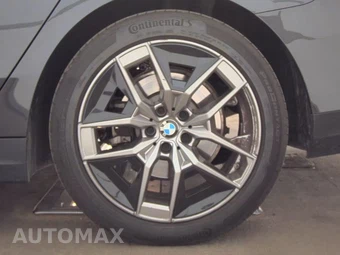 2026 BMW 5 Series Sedan 530i - miniatura 12