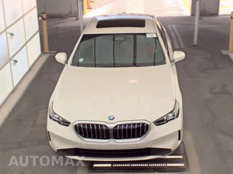 2026 BMW 5 Series Sedan 530i - miniatura 2