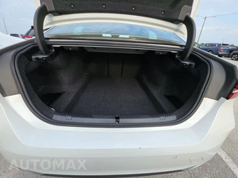 2026 BMW 5 Series Sedan 530i - miniatura 23