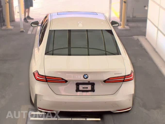 2026 BMW 5 Series Sedan 530i - miniatura 6
