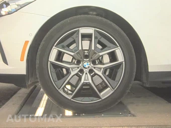 2026 BMW 5 Series Sedan 530i - miniatura 9