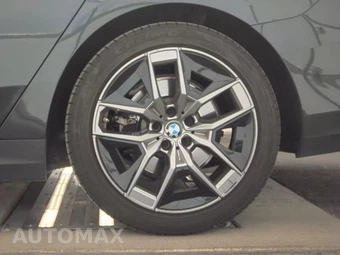 2026 BMW 5 Series Sedan 530i - miniatura 12