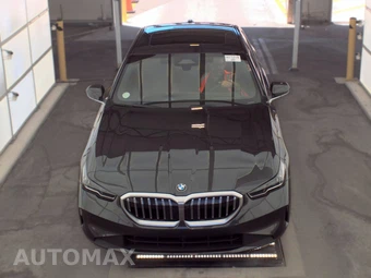 2026 BMW 5 Series Sedan 530i - miniatura 2