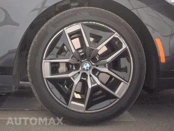 2026 BMW 5 Series Sedan 530i - miniatura 10