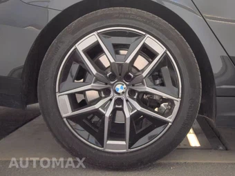 2026 BMW 5 Series Sedan 530i - miniatura 11