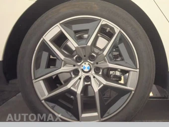 2026 BMW 5 Series Sedan 530i - miniatura 11