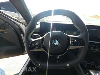 2026 BMW 5 Series Sedan 530i - miniatura 16