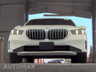 2026 BMW 5 Series Sedan 530i - miniatura 3