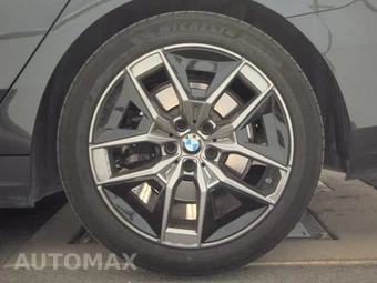 2026 BMW 5 Series Sedan 530i - miniatura 12