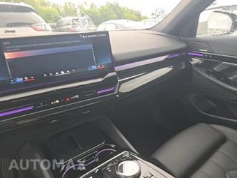 2026 BMW 5 Series Sedan 530i - miniatura 11