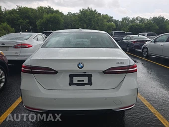 2026 BMW 5 Series Sedan 530i - miniatura 5