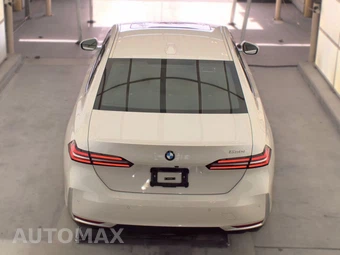 2026 BMW 5 Series Sedan 530i - miniatura 6