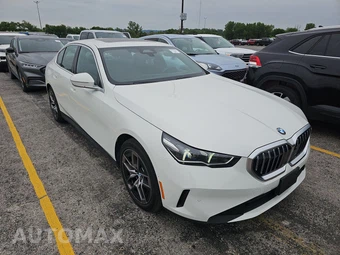 2026 BMW 5 Series Sedan 530i - miniatura 3