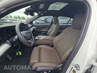 2026 BMW 5 Series Sedan 530i xDrive M SPORT LINE - miniatura 7