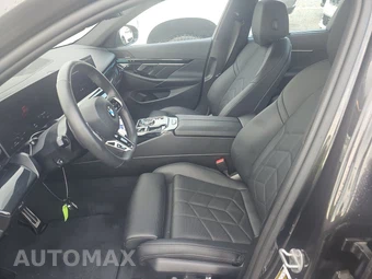 2026 BMW 5 Series Sedan 530i xDrive M SPORT LINE - miniatura 13