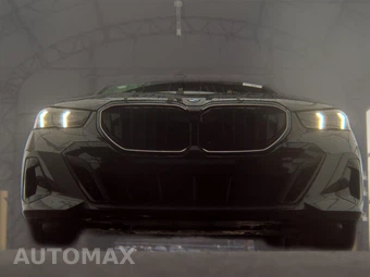 2026 BMW 5 Series Sedan 530i xDrive M SPORT LINE - miniatura 3