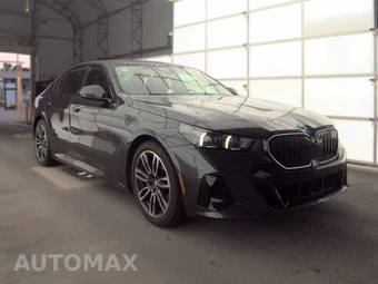 2026 BMW 5 Series Sedan 530i xDrive M SPORT LINE - miniatura 4