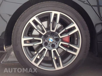 2026 BMW 5 Series Sedan 530i xDrive M SPORT LINE - miniatura 11
