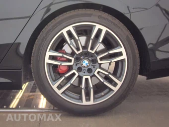 2026 BMW 5 Series Sedan 530i xDrive M SPORT LINE - miniatura 12