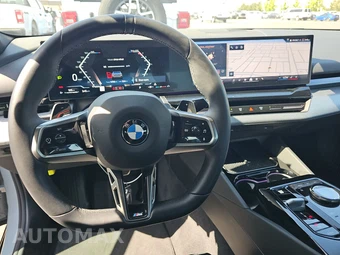 2026 BMW 5 Series Sedan 530i xDrive M SPORT LINE - miniatura 10