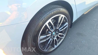 2026 BMW 5 Series Sedan 530i xDrive M SPORT LINE - miniatura 25