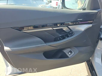 2026 BMW 5 Series Sedan 530i xDrive M SPORT LINE - miniatura 9