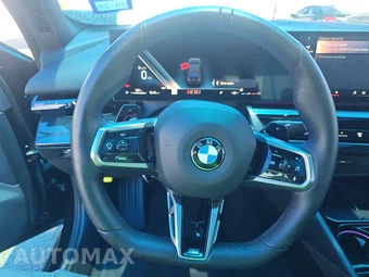 2026 BMW 5 Series Sedan 530i xDrive M SPORT LINE - miniatura 10
