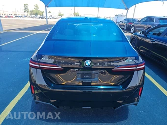 2026 BMW 5 Series Sedan 530i xDrive M SPORT LINE - miniatura 5