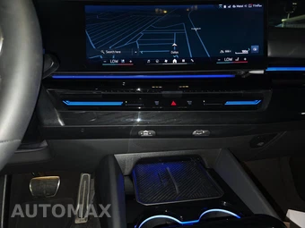 2026 BMW 5 Series Sedan 530i xDrive M SPORT LINE - miniatura 17