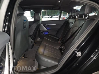 2026 BMW 5 Series Sedan 530i xDrive M SPORT LINE - miniatura 19