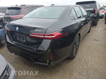 2026 BMW 5 Series Sedan 530i xDrive M SPORT LINE - miniatura 5