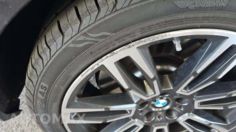 2026 BMW 5 Series Sedan 530i xDrive M SPORT LINE - miniatura 32