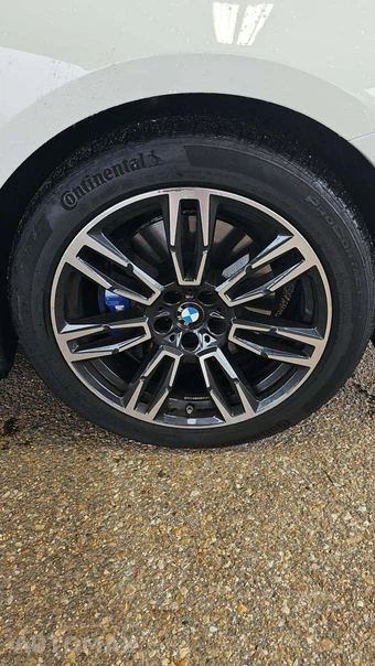 2026 BMW 5 Series Sedan 530i xDrive M SPORT LINE - miniatura 23