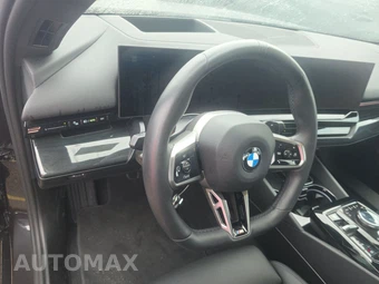 2026 BMW 5 Series Sedan 530i xDrive M SPORT LINE - miniatura 10