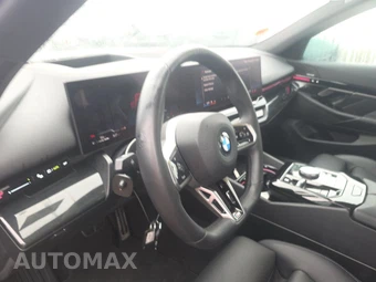 2026 BMW 5 Series Sedan 530i xDrive M SPORT LINE - miniatura 11