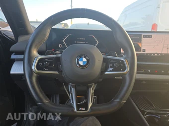 2026 BMW 5 Series Sedan 530i xDrive M SPORT LINE - miniatura 10
