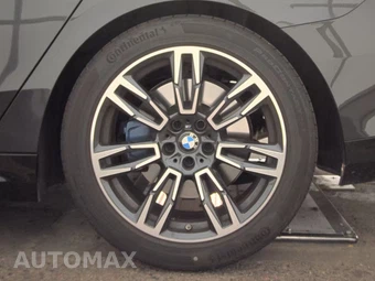 2026 BMW 5 Series Sedan 530i xDrive M SPORT LINE - miniatura 12