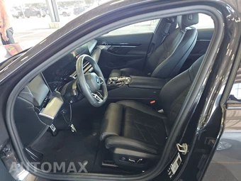 2026 BMW 5 Series Sedan 530i xDrive M SPORT LINE - miniatura 13