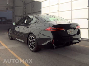 2026 BMW 5 Series Sedan 530i xDrive M SPORT LINE - miniatura 8