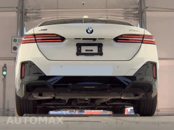 2026 BMW 5 Series Sedan 530i xDrive M SPORT LINE - miniatura 7