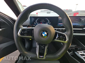 2026 BMW 5 Series Sedan 530i xDrive M SPORT LINE - miniatura 10