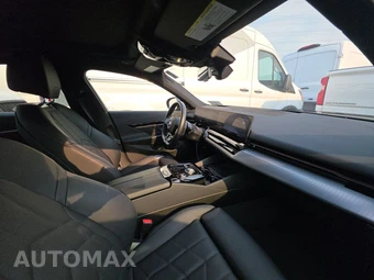 2026 BMW 5 Series Sedan 530i xDrive M SPORT LINE - miniatura 8